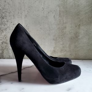Steve Madden Trinitie Black Suede Heels / Size 7.5